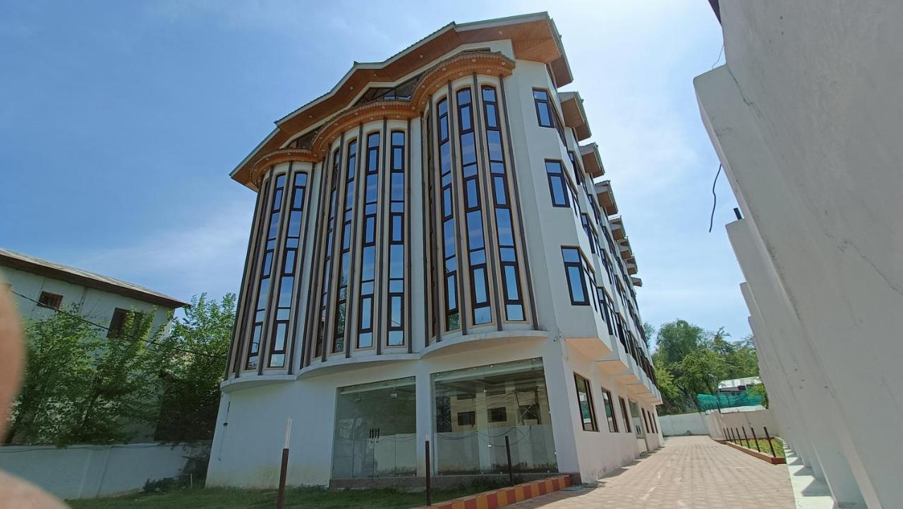 Hotel Zoon Dabb Srinagar Airport Kashmir Extérieur photo