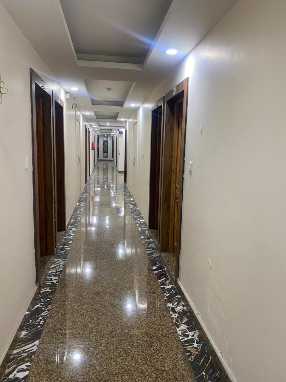 Hotel Zoon Dabb Srinagar Airport Kashmir Extérieur photo