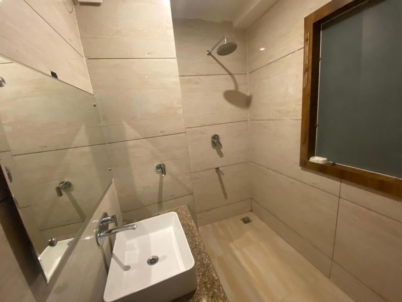 Hotel Zoon Dabb Srinagar Airport Kashmir Extérieur photo