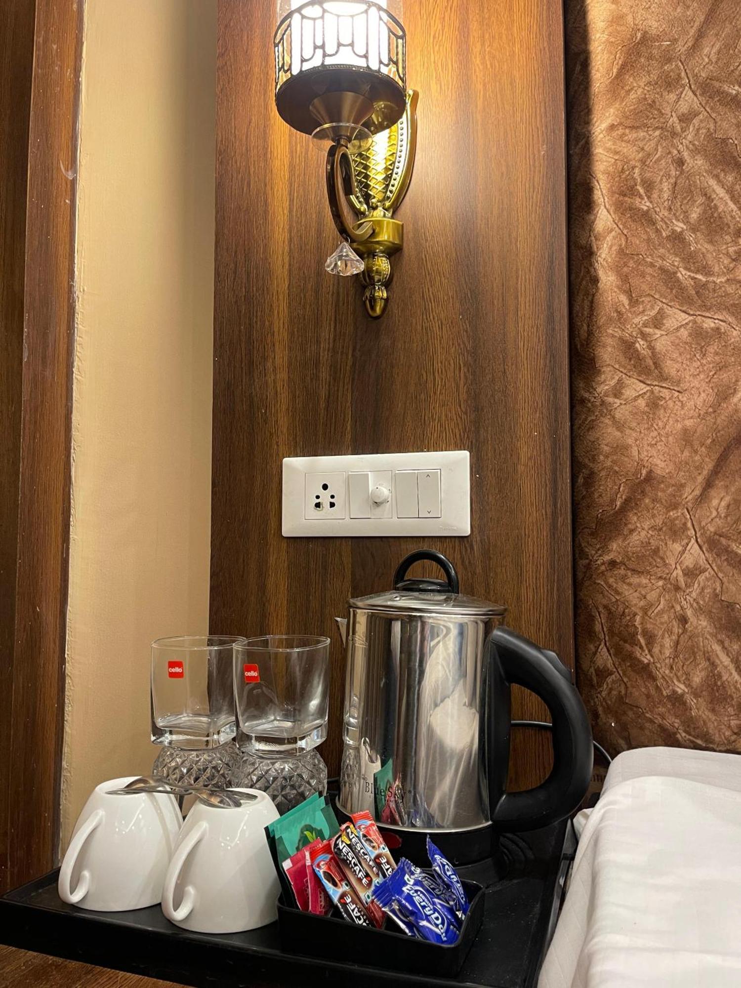 Hotel Zoon Dabb Srinagar Airport Kashmir Extérieur photo