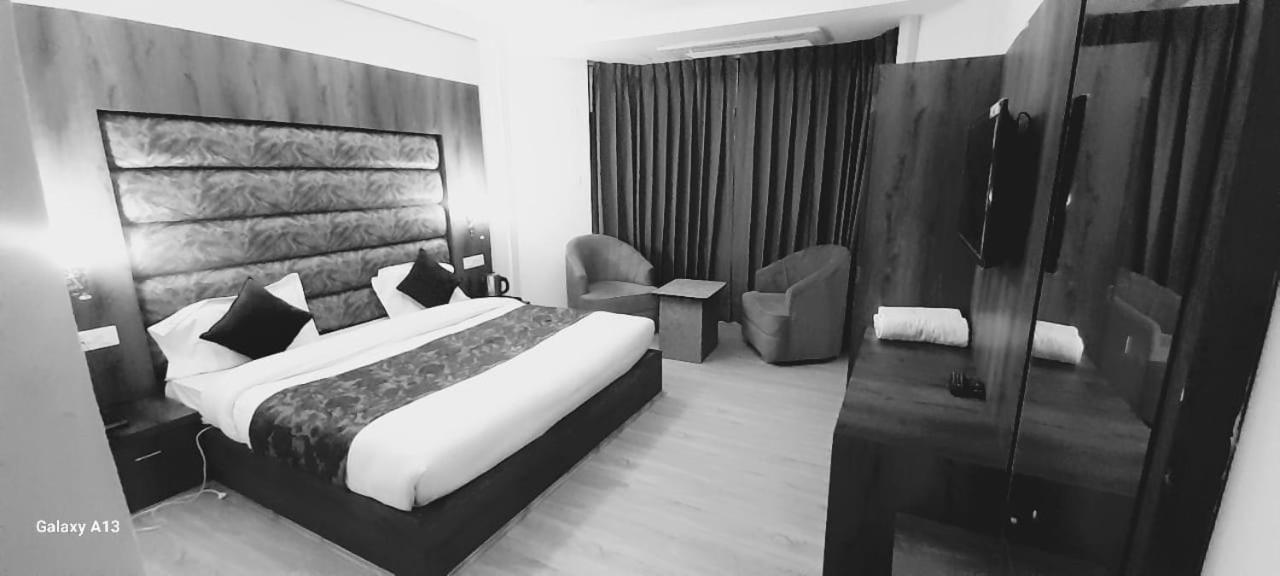 Hotel Zoon Dabb Srinagar Airport Kashmir Extérieur photo